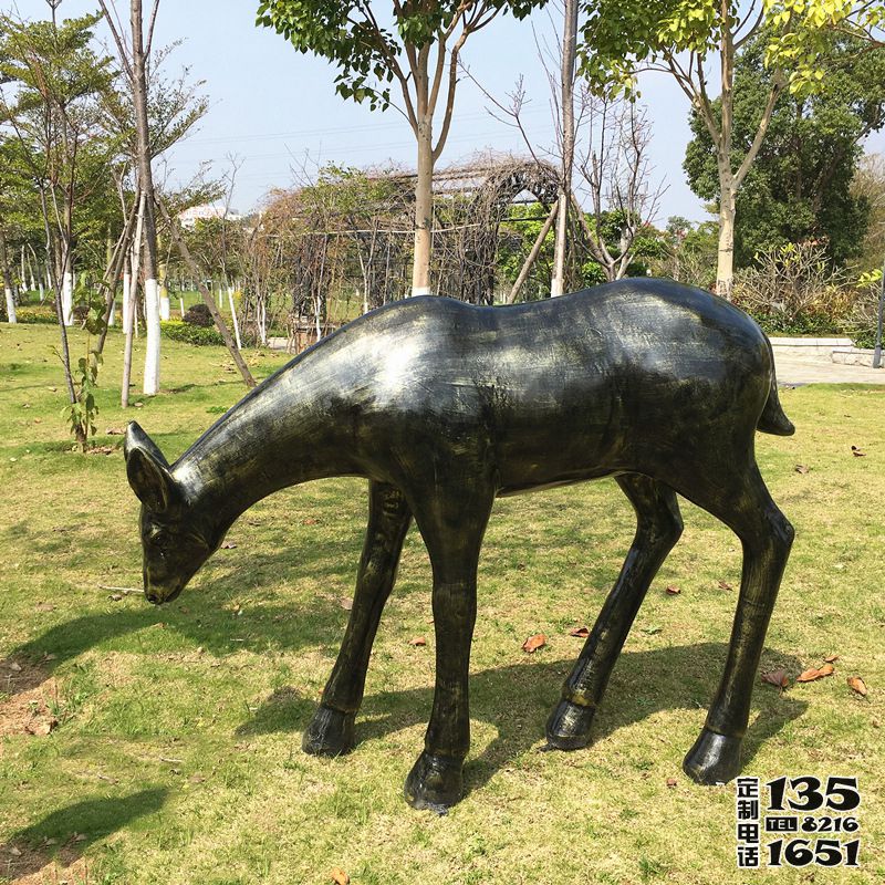 公園玻璃鋼仿銅戶外大型動物鹿雕塑