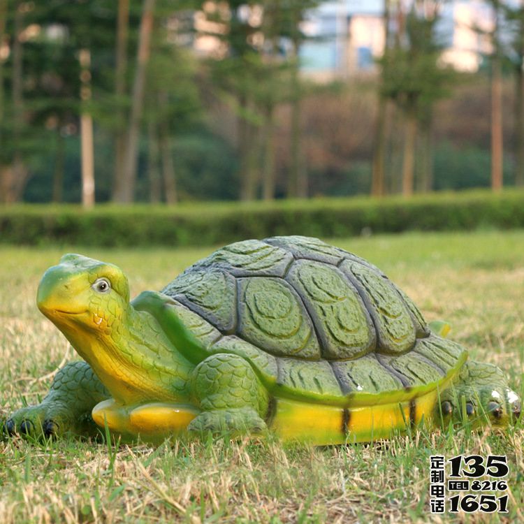 草坪創意玻璃鋼彩繪仿真動物景觀烏龜雕塑